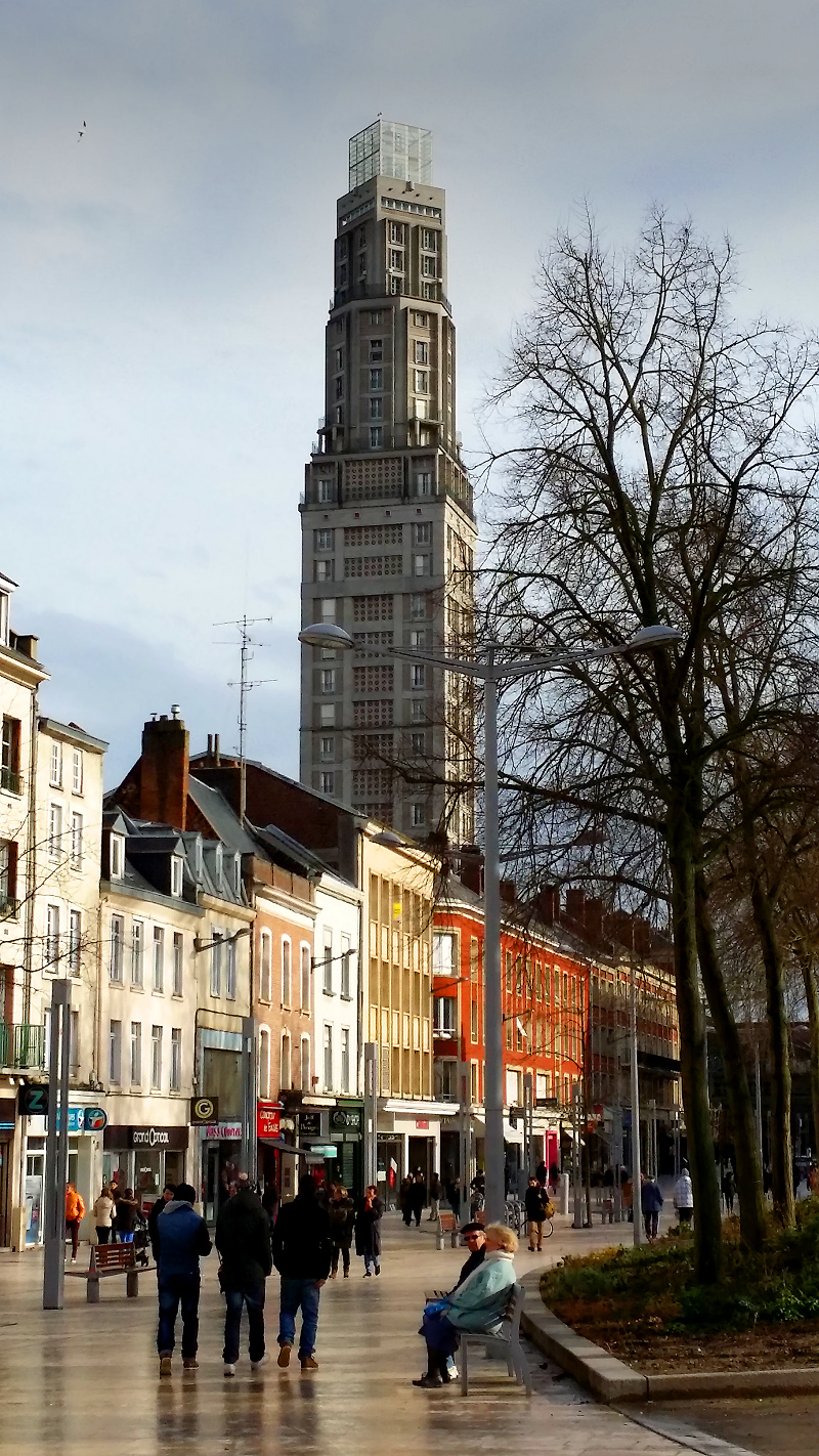 Amiens, ville de Choderlos de Laclos (tour Perret)